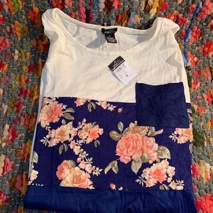 Woman’s Rue 21 shirt NWT!